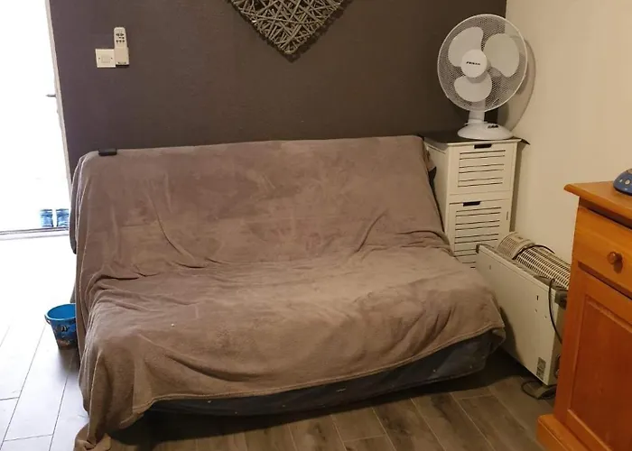 Eureka T2 Proche Du Camp